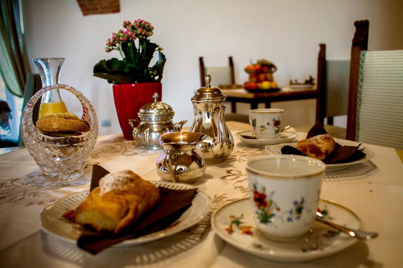 Marsaglia  Casa Taro Bed & Breakfast エクステリア 写真